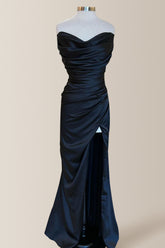 Elegant Black Mermaid Strapless Long Satin Formal Dress With Pleating and Slit