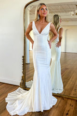 Gorgeous Mermaid V-Neck Long Corset Beaded Prom Dress