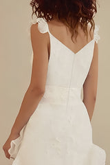 White Elegant Mermaid V-Neck Long Lace Graduation Dress with Ruffles