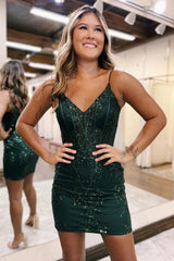 Sparkly Bodycon Spaghetti Straps Short Homecoming Dress with Sequined Appliques