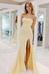 Chic Mermaid Yellow Strapless Long Satin Prom Party Dress with Slit