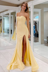 Chic Mermaid Yellow Strapless Long Satin Prom Party Dress with Slit