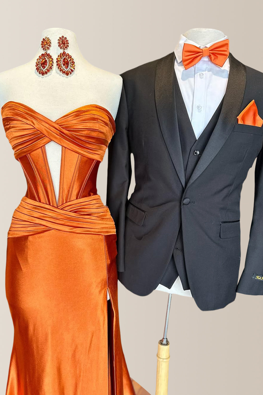 Chic Mermaid Sweetheart Long Satin Prom Dress with Slit