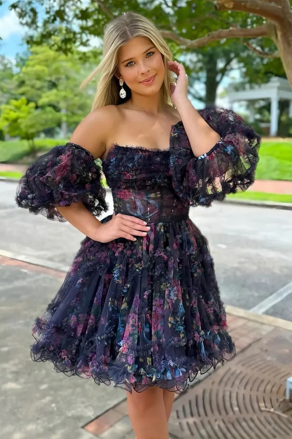 Stunning A-Line Floral Print Tulle Homecoming Dress With Detachable Sleeves