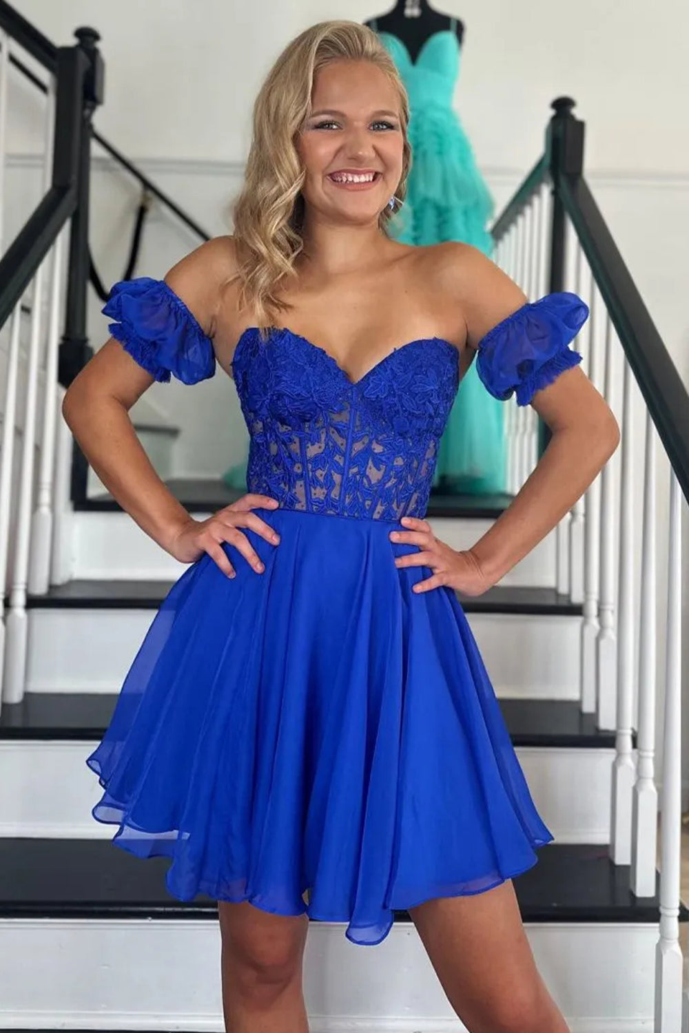 Cute Sweetheart A-Line Lace Up Short Homecoming Dress with Detachable Sleeves
