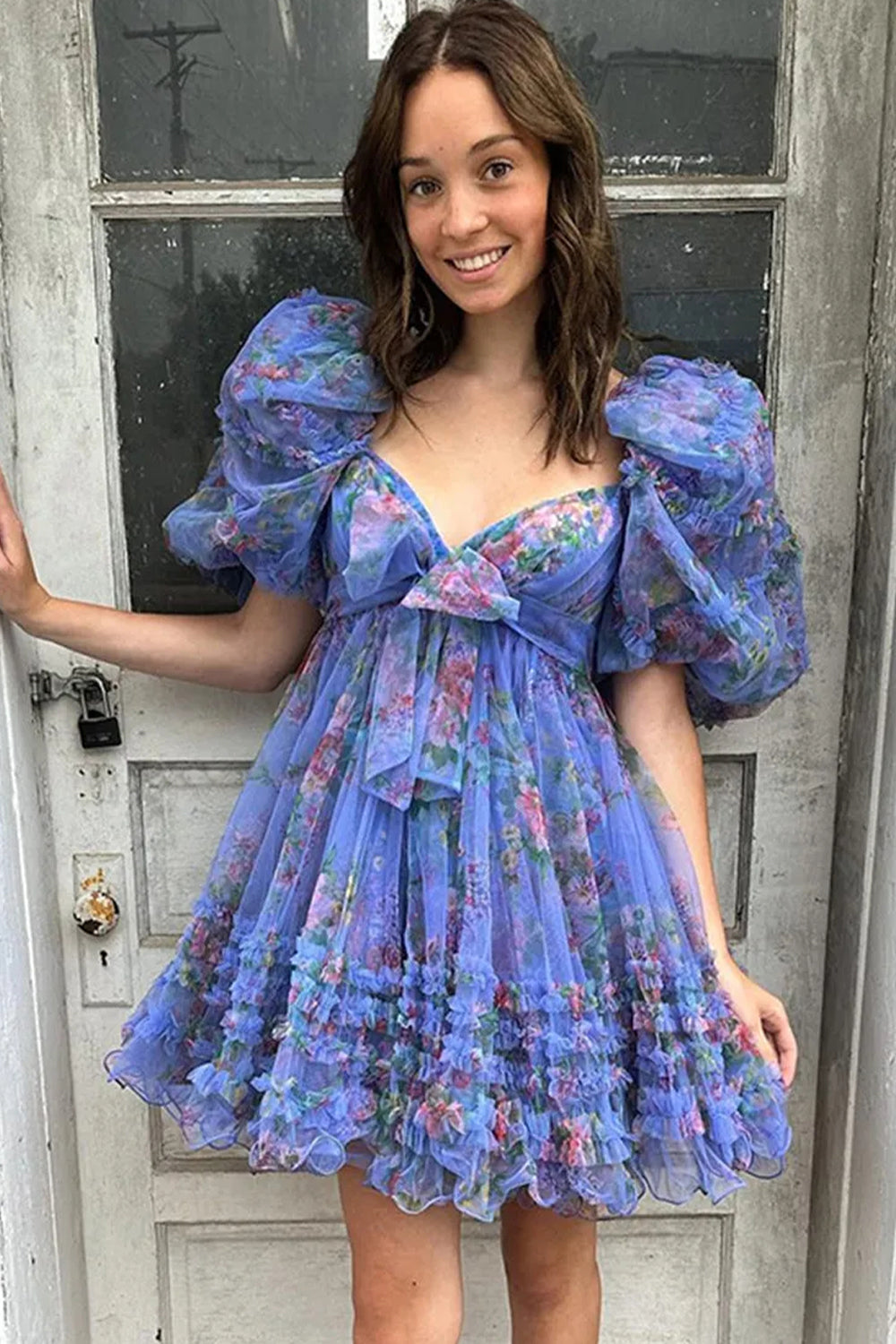 Charming Floral Printed A-Line Puff Sleeves Short Tulle Homecoming Dress
