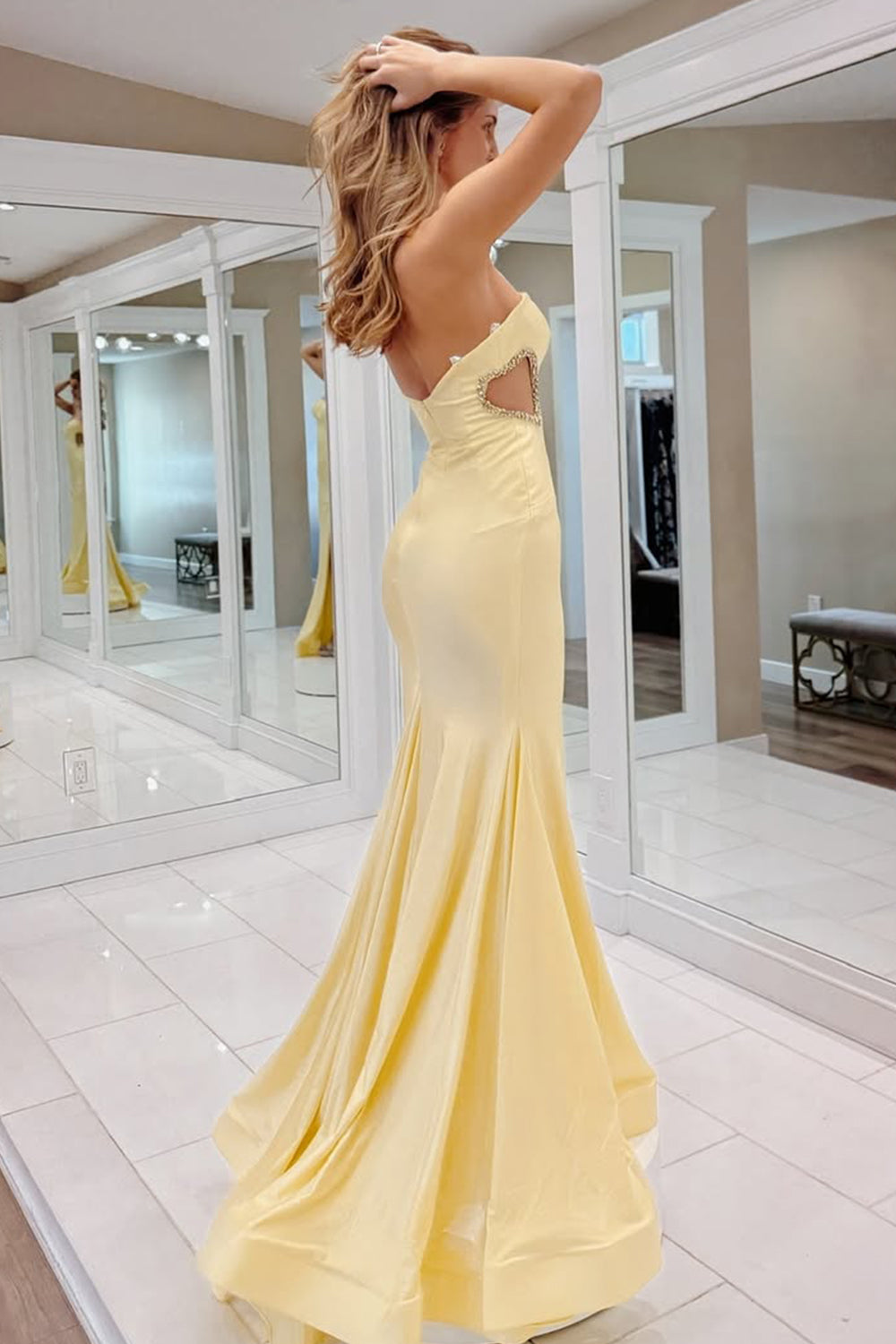 Chic Mermaid Yellow Strapless Long Satin Prom Party Dress with Slit